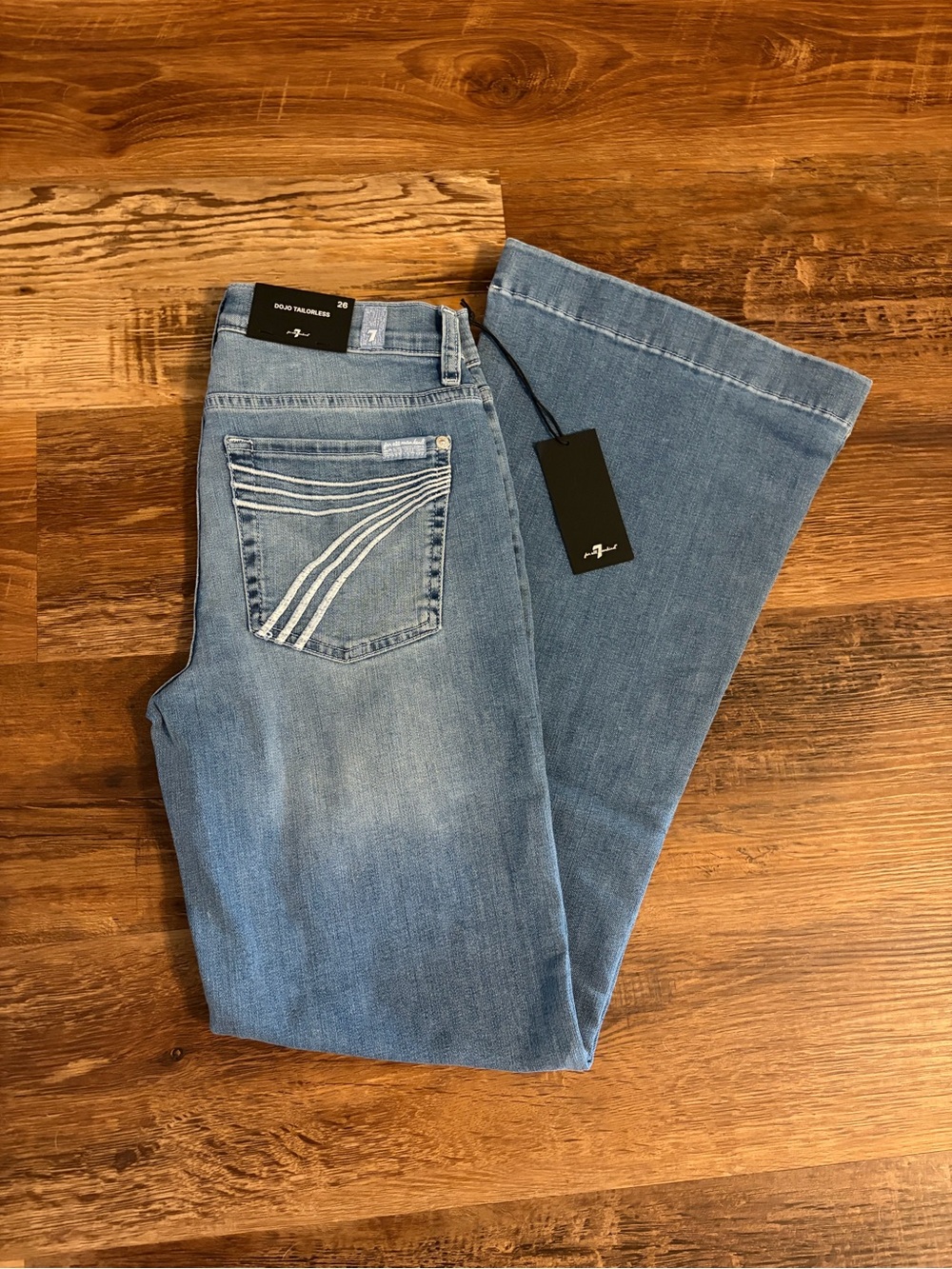 7 for all mankind dojo jeans 26 NWT